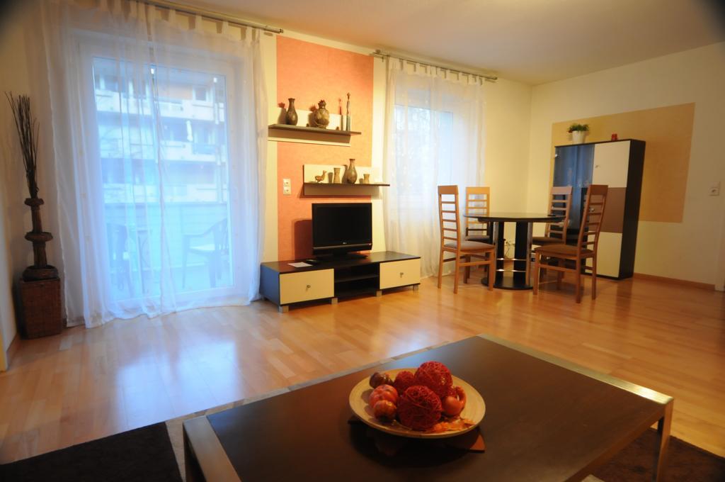 Freiburg Apartment Habitación foto